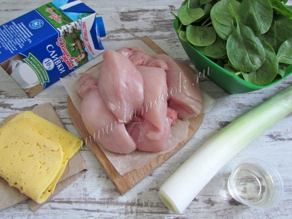 Ингредиенты для курицы со шпинатом