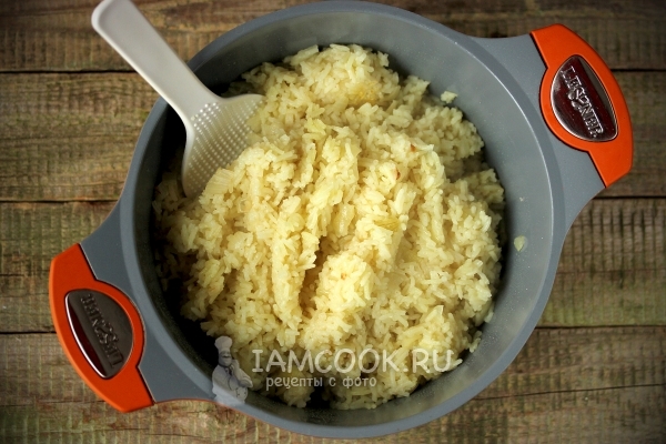 Рецепт риса с луком на гарнир