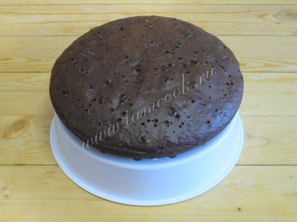 Шоколадный кекс запеченный в мультиварке
