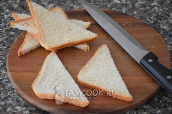 Порезать хлеб на треугольники