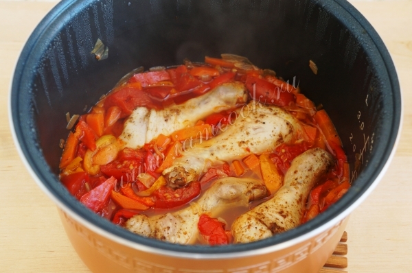 Рецепт курицы и овощей в млуьтиварке