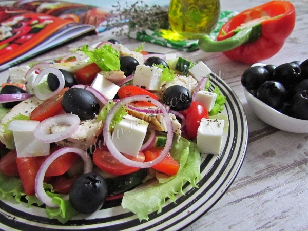 Вкусный овощной греческий салат