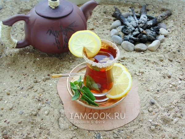 Фото чая по-берберски (по-тунисски) с кедровыми орешками