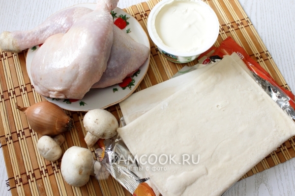 Ингредиенты для пирога с курицей и грибами
