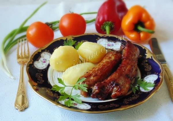Свиные ребрышки под медово-горчичным соусом в духовке, рецепт с фото — sauna-chelyabinsk.ru