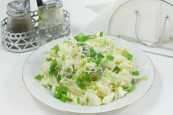 Готовим салат из кольраби: просто, вкусно и полезно