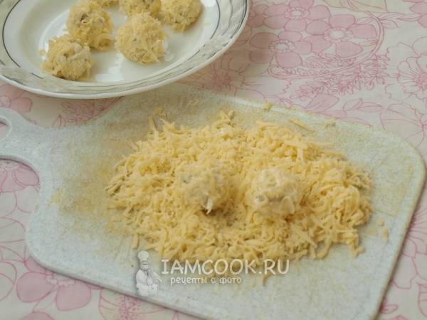 Салат «Рафаэлло» с курицей и грибами | Рецепты с фото