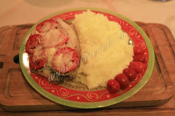 Тилапия с картофелем, помидорами и сыром – пошаговый рецепт приготовления с фото