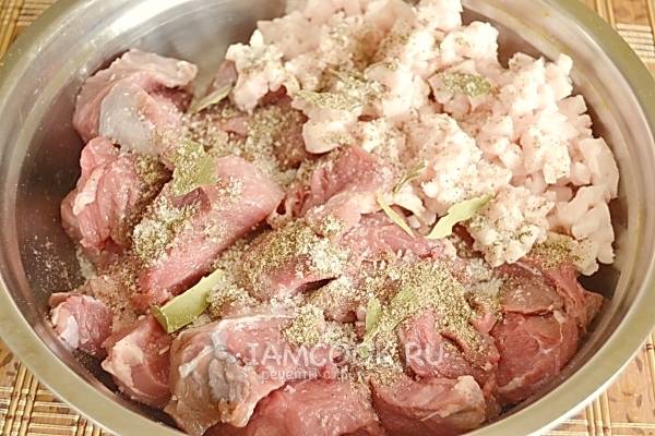 Рецепт 1. Тушенка из говядины и свинины в домашних условиях в скороварке