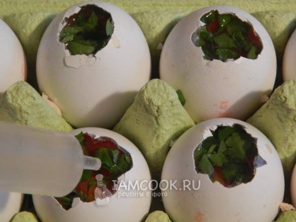 Заливные яйца, рецепт с фото. Как приготовить заливное в скорлупе яиц?