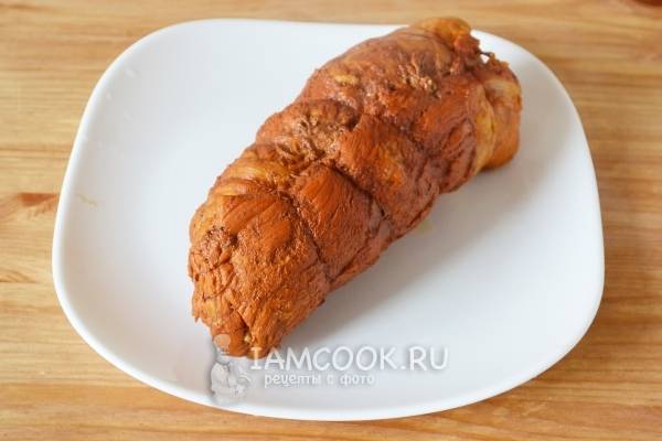 Рулет из рульки в луковой шелухе - Кулинарные рецепты