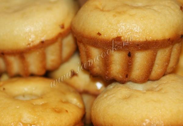 Дрожжевые пончики с начинкой - 11 пошаговых фото в рецепте