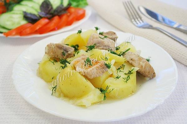 Картошка с тушенкой в мультиварке – пошаговый рецепт приготовления с фото