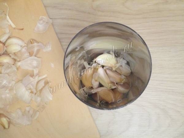 Маринованный чеснок зубчиками на зиму классический рецепт с фот�о пошагово