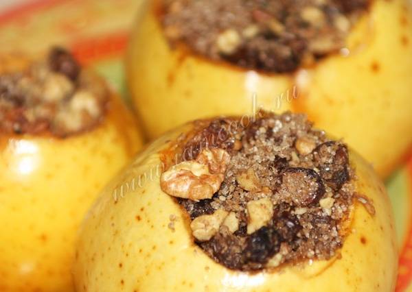 Печеные яблоки в кастрюле или сковороде – кулинарный рецепт