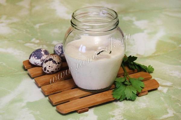 Ингредиенты для домашнего майонеза из перепелиных яиц