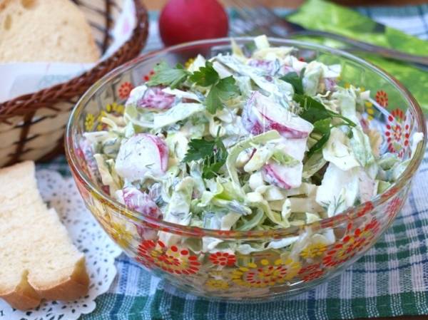 Мясная солянка с капустой в сметане – кулинарный рецепт