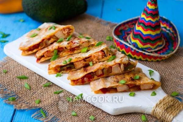 Кесадилья с курицей и чеддером рецепт – Мексиканская кухня: Закуски. «Еда»