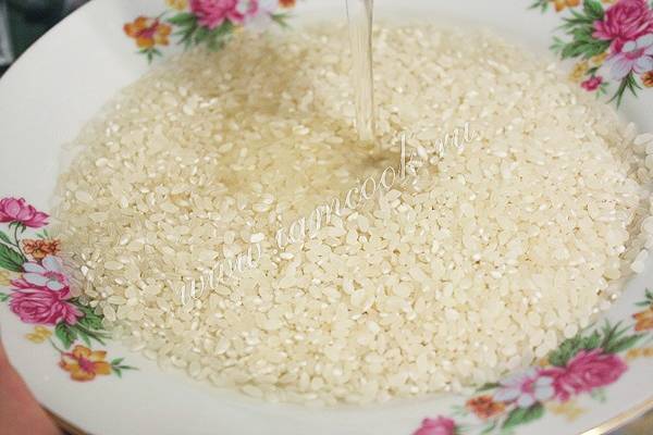 Рисовая каша в мультиварке на молоке — быстро, вкусно, без хлопот