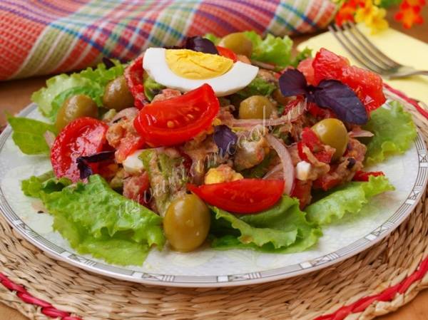 Салат нисуаз с базиликом, пошаговый рецепт с фотографиями – Французская кухня: Салаты. «Еда»