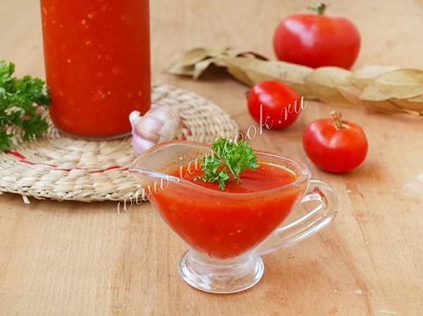 Рецепт: Густой томатный соус для пасты и для чего угодно ещё