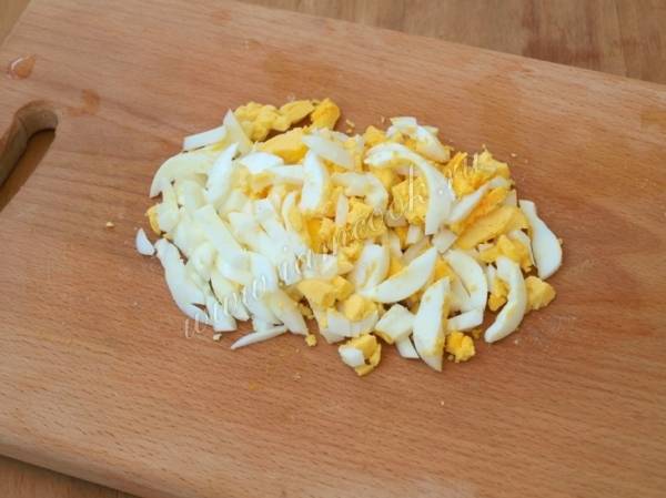 Салаты с сыром: 85 рецептов приготовления с фото пошагово