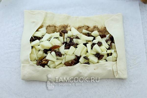 Подвернуть края теста