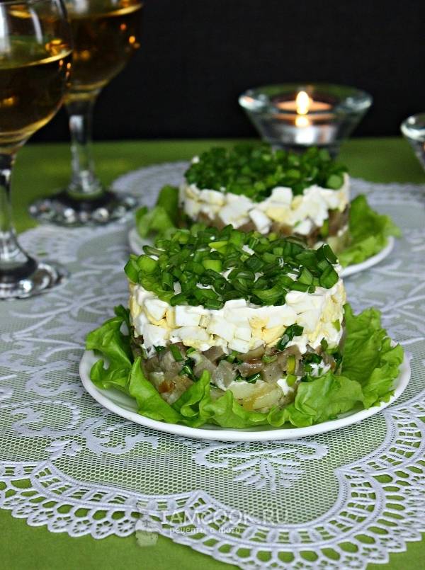 Салат из сушеных грибов. Рецепты