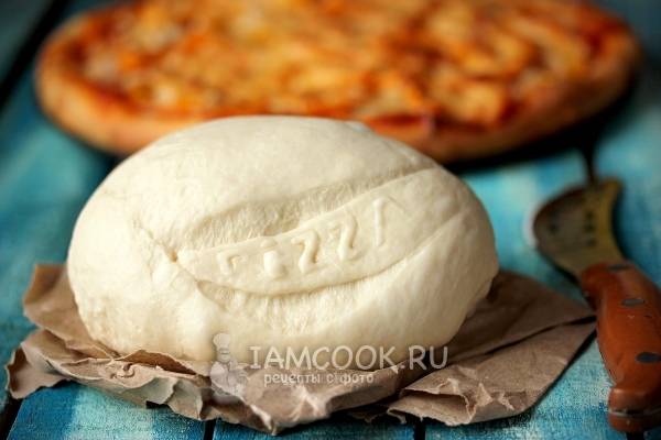 Бездрожжевое тесто для пиццы со сметаной и майонезом, рецепт с фото — sunnyhair.ru