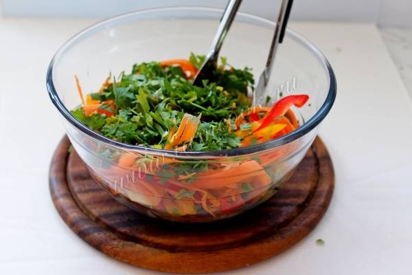 Ингредиенты для «Салат из баклажанов с корейской морковью»: