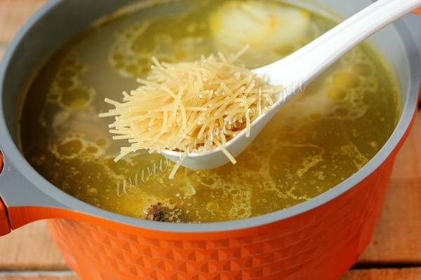 Суп из куриных потрохов – самый обычный рецепт вкуснейшего завтрака с фото