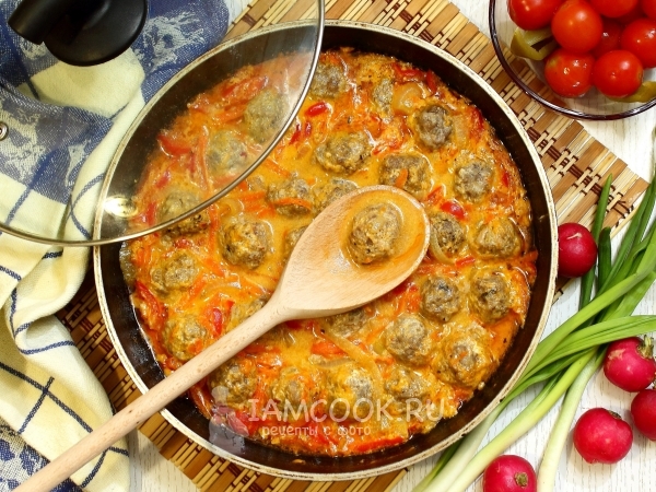 Тефтели с рисом в томатном соусе, пошаговый рецепт с фото от автора Готовить Просто