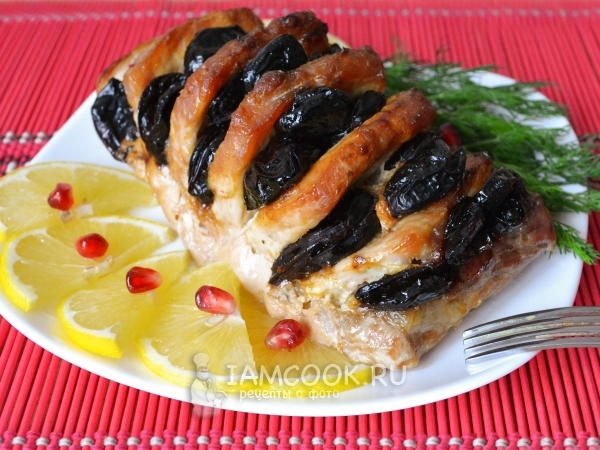 Мясо с черносливом в духовке - рецепты с фото