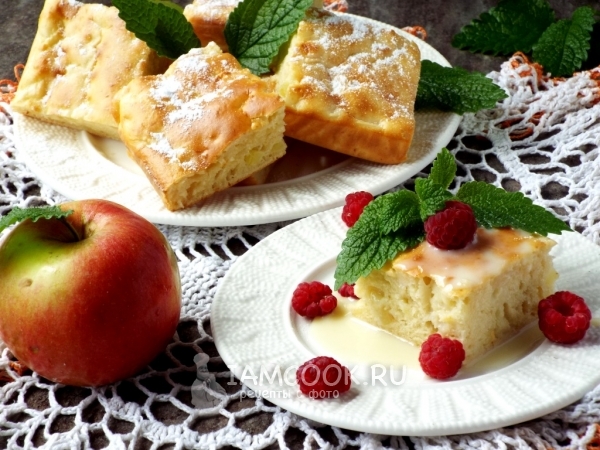 Шарлотка на молоке с яблоками в духовке — простой рецепт + 8 фото