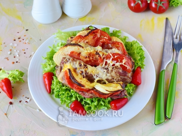 Мясо, запеченное с сыром и помидорами рецепт – Французская кухня: Основные блюда. «Еда»