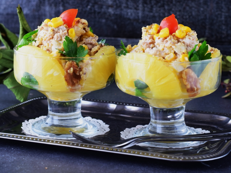 Салат с курицей, ананасом, сыром и грецким орехом - 31 рецепт с пошаговыми фото