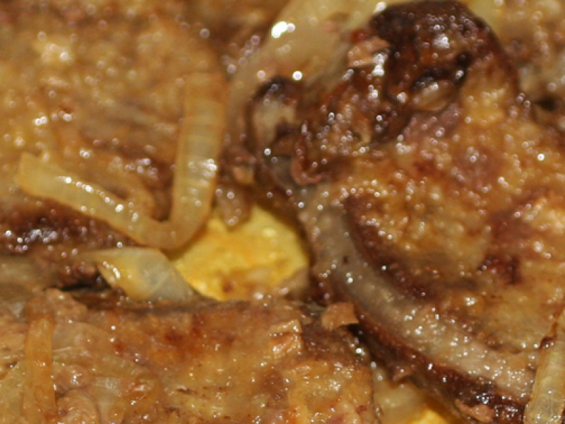 Куриная печень с луком на сковороде - пошаговый рецепт с фото на бородино-молодежка.рф
