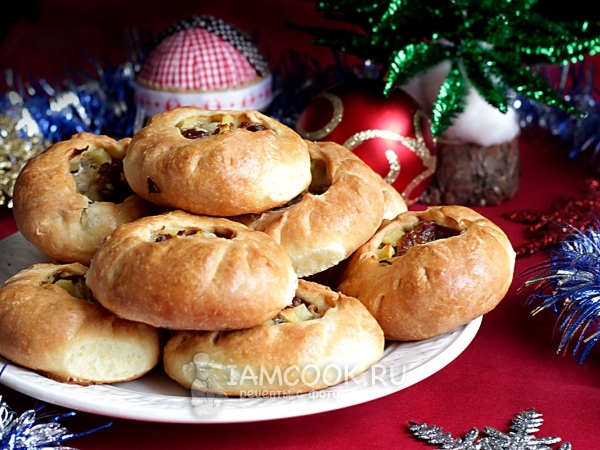 Татарские пирожки с картофелем, мясом и луком, рецепт с фото — уральские-газоны.рф