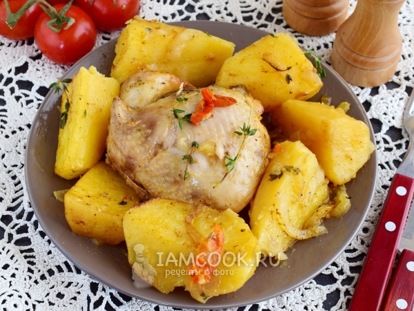 Курица с картошкой в рукаве – 8 рецептов запеченной курицы с пошаговыми фото