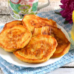 yeast and milk fritters Домострой